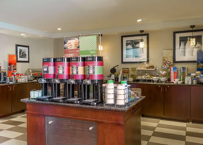 Hotel Hampton And At Grand Prairie Peoria