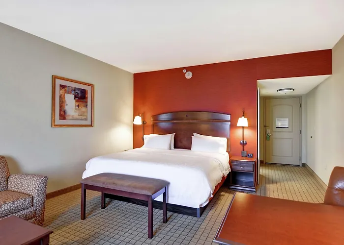Hotel Hampton And At Grand Prairie Peoria